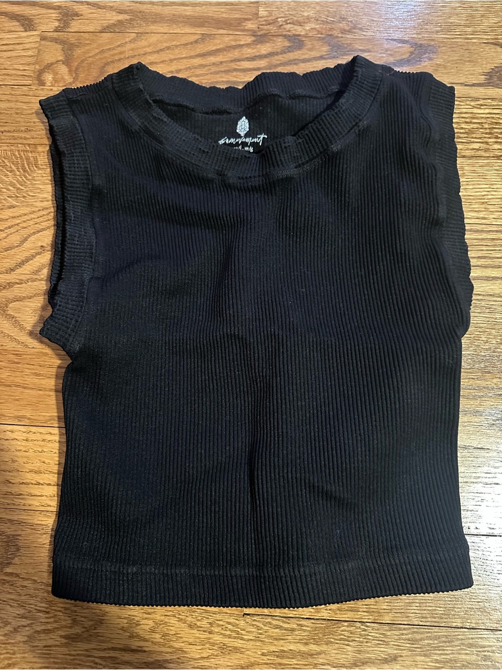 NWT FP Movement Free People Cropped Activewear Muscle Tank Top in black ML